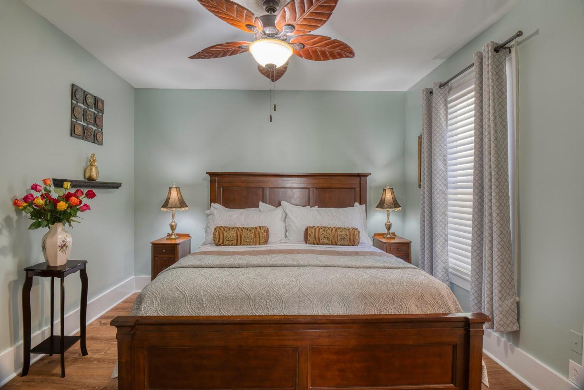 Victorian House Bed And Breakfast Сент-Огастин Экстерьер фото