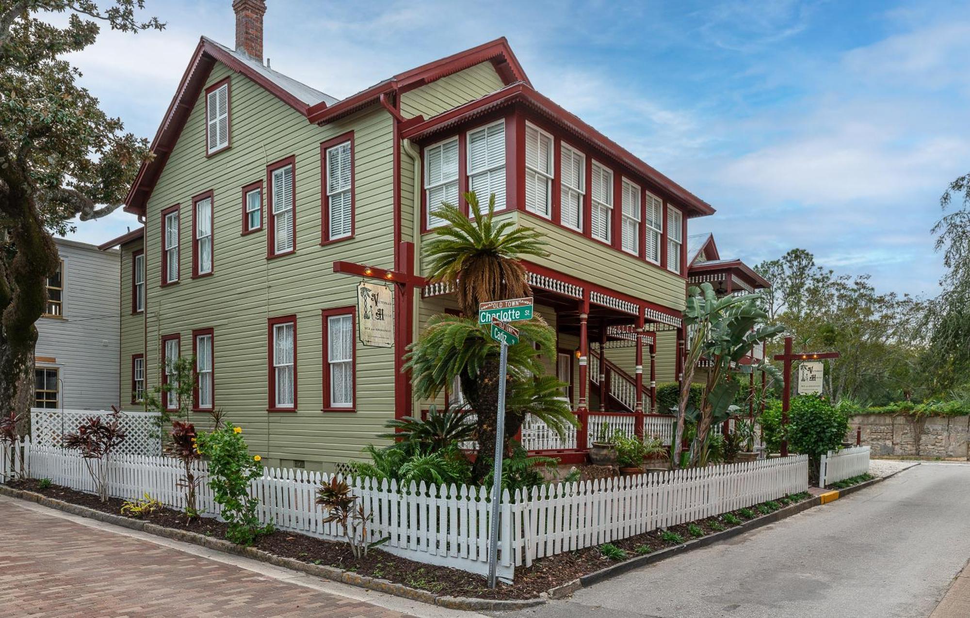 Victorian House Bed And Breakfast Сент-Огастин Экстерьер фото