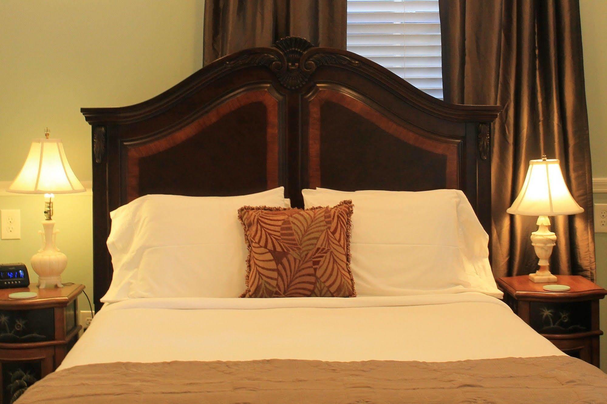 Victorian House Bed And Breakfast Сент-Огастин Экстерьер фото
